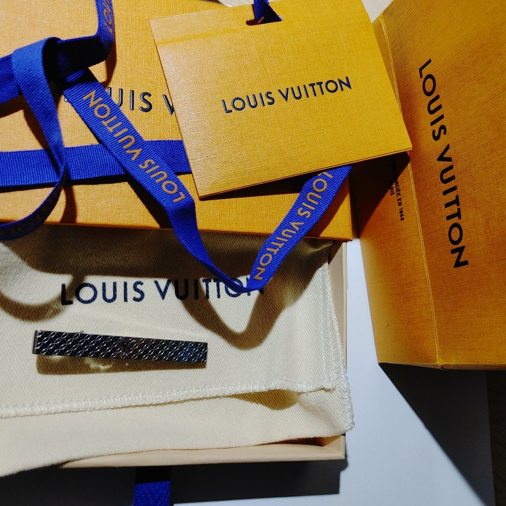 Louis Vuitton CHAMPS ELYSÉES TIE PIN